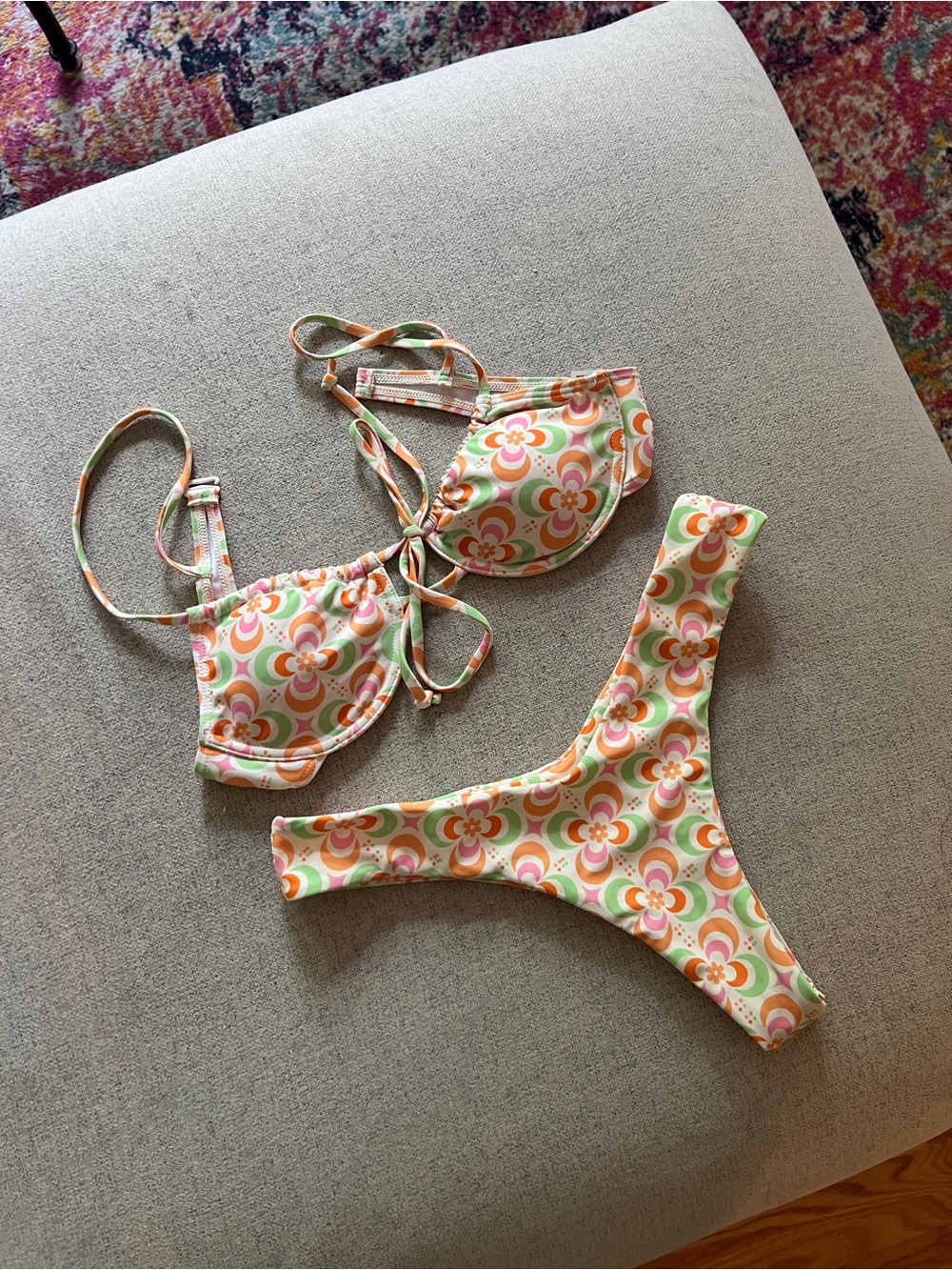 NWOT-Shop Aurelle Retro Floral Print Bikini